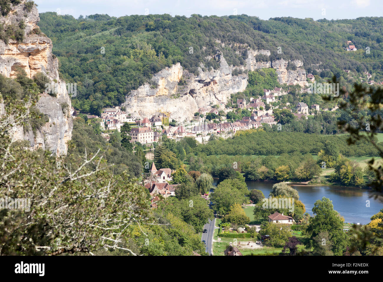 La Roque Gageac , one of the most beautiful villages of France huddled between the cliff and the Dordogne river. Stock Photo