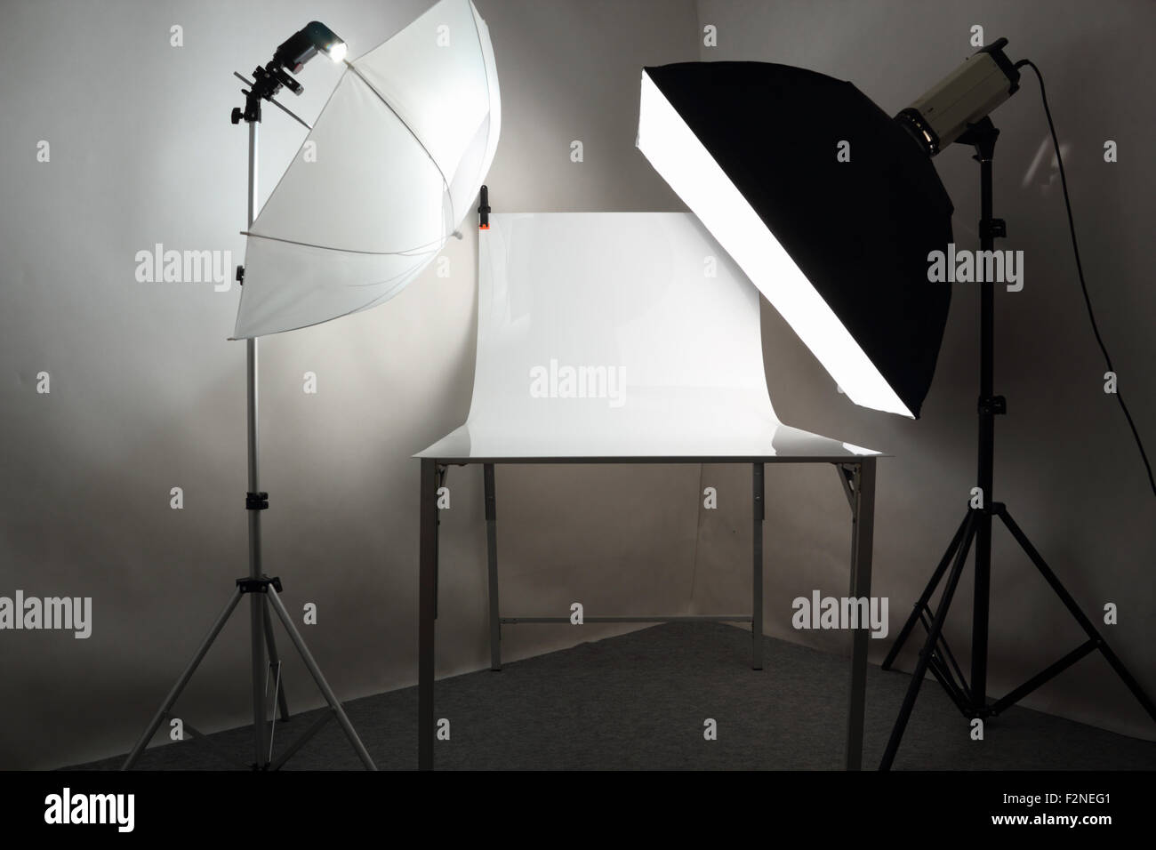 Tabletop photo hires stock photography and images Alamy