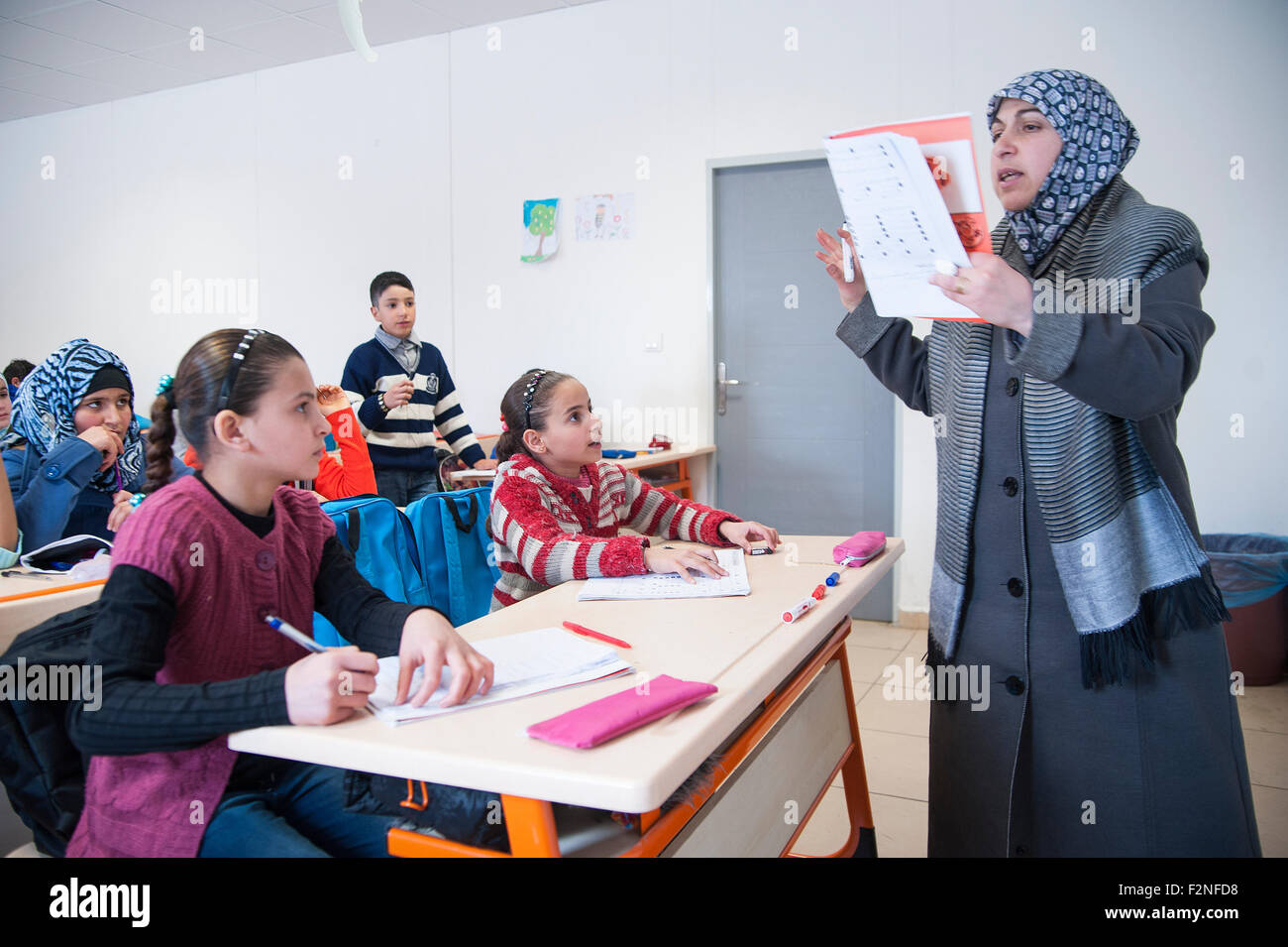 TURKEY, KILIS: A Unicef school caters for more than 1000 Syrian refugee ...