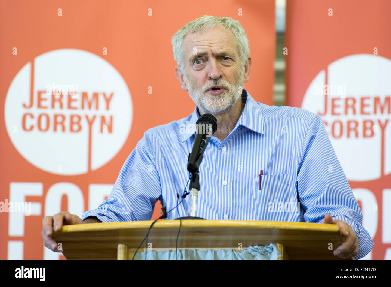 Jeremy Corbyn giving his 99th speech during his election campaign to become leader of the Labour party Stock Photo