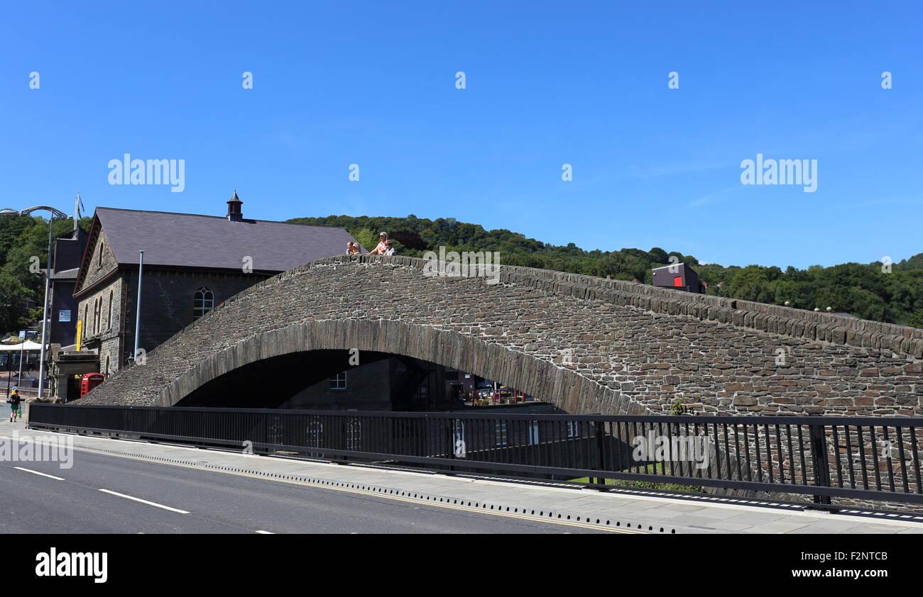 Pontypridd bridge hires stock photography and images Alamy