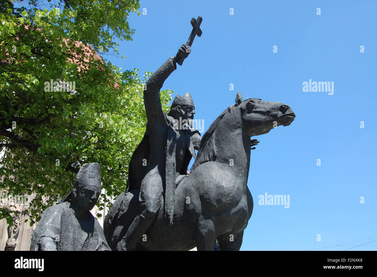 Statue of Bischof Ulrich zu Pferd (Bishop Ulrich on horseback) in front of the Cathedral in the city of Augsburg, Germany. Stock Photo