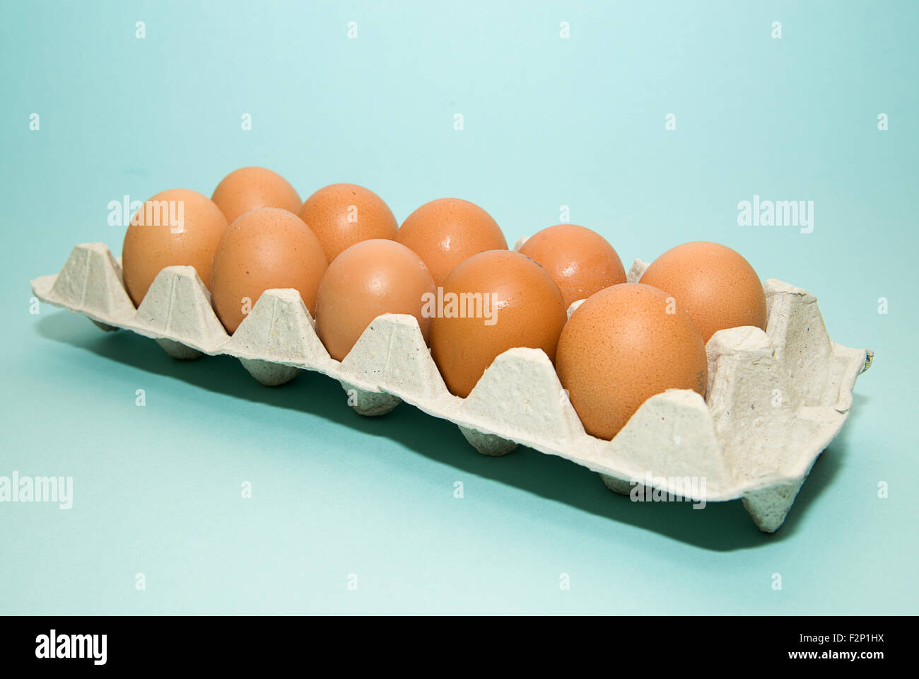 Hen eggs in blue hi-res stock photography and images - Alamy