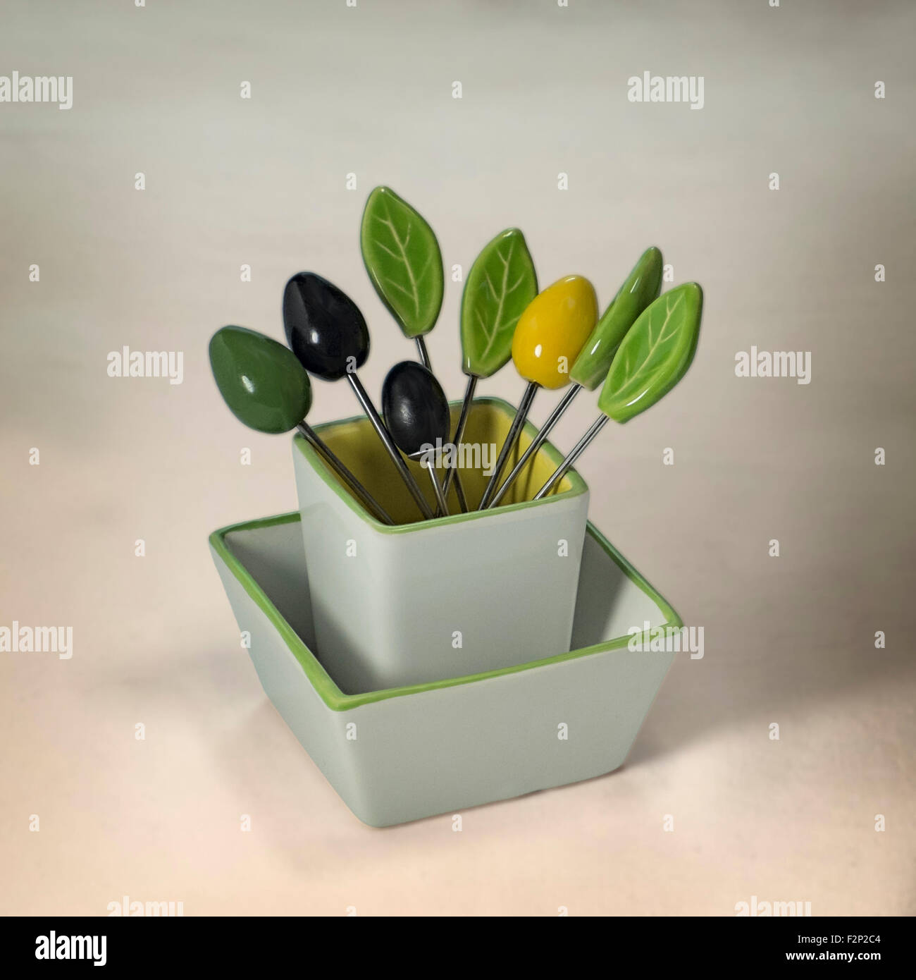 Ceramic table set Stock Photo - Alamy