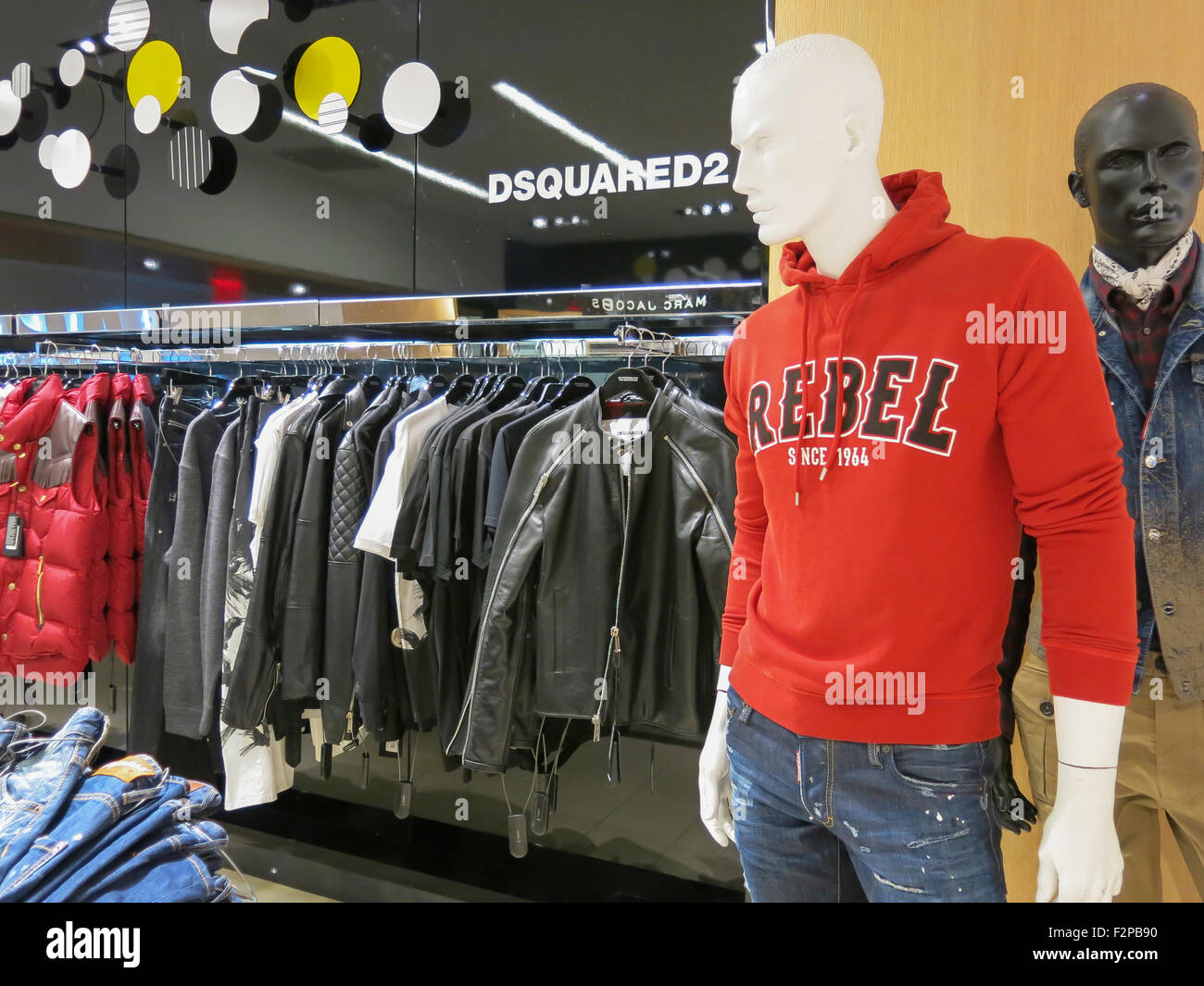 Dsquared2 shop hi-res stock photography and images - Alamy