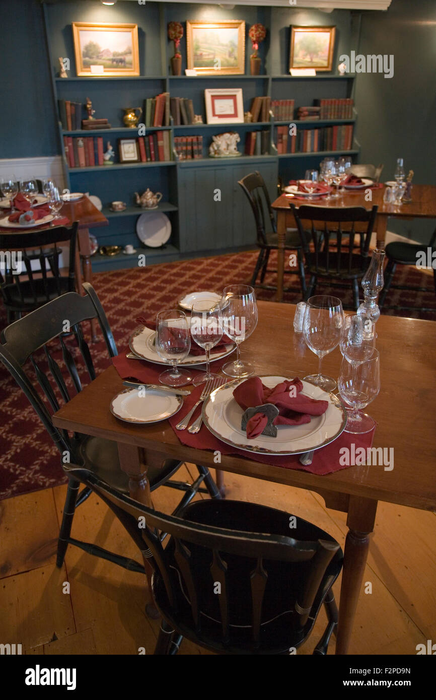 Dining room at Rabbit Hill Inn in Lower Waterford, Vermont, USA Stock Photo