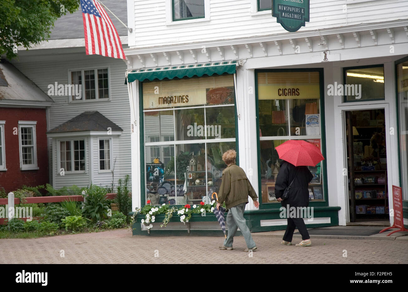 Street scene with American flag, Stowe, Vermont, USA Stock Photo
