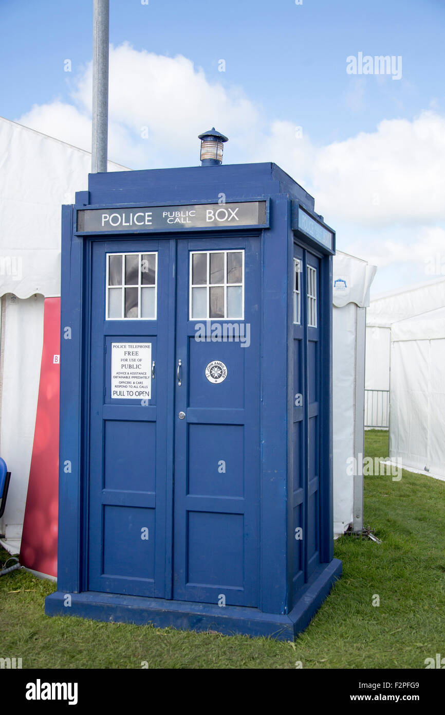 Bbc dr who and the tardis hi-res stock photography and images - Alamy