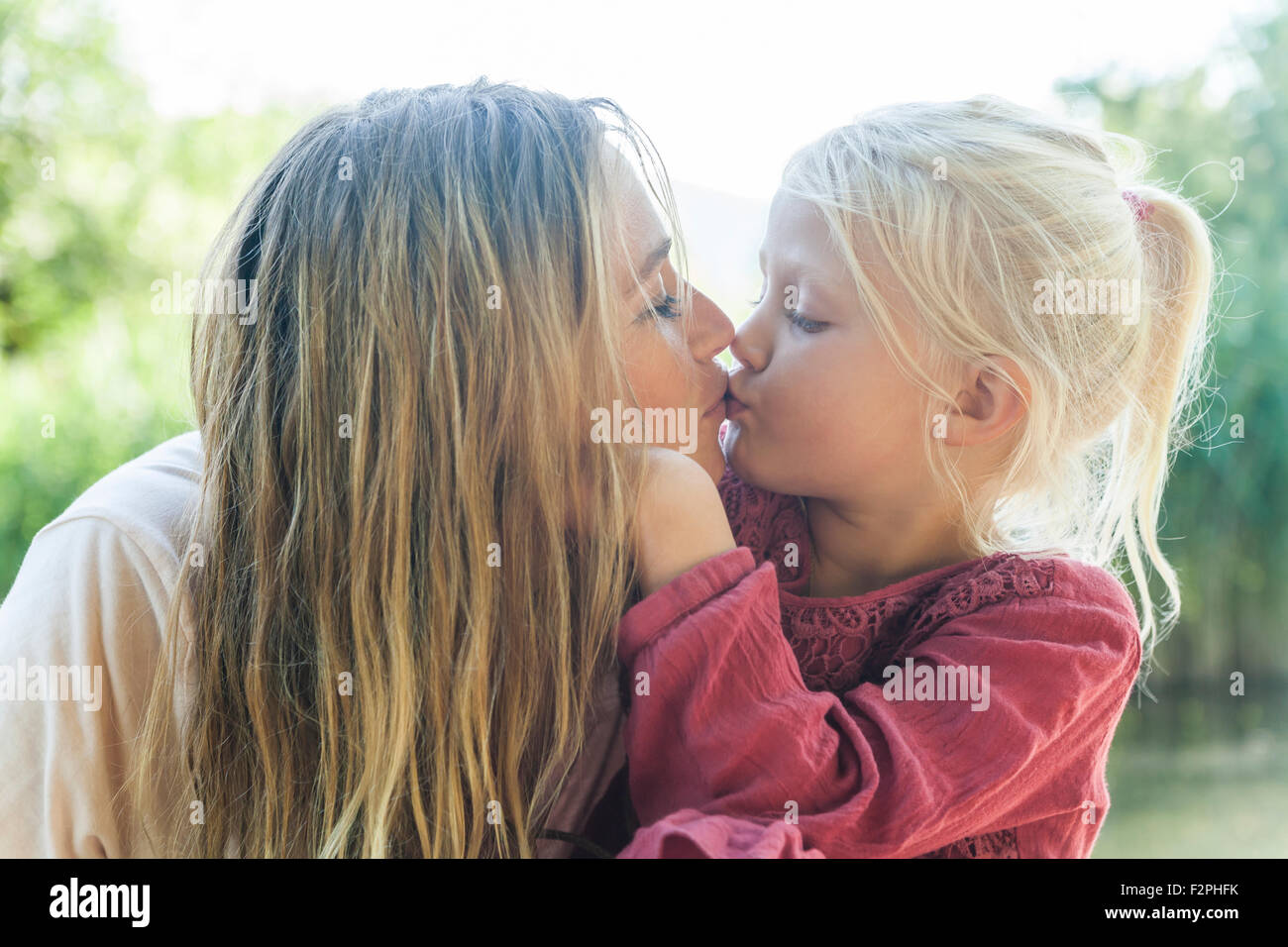 Mom Daughter Bj
