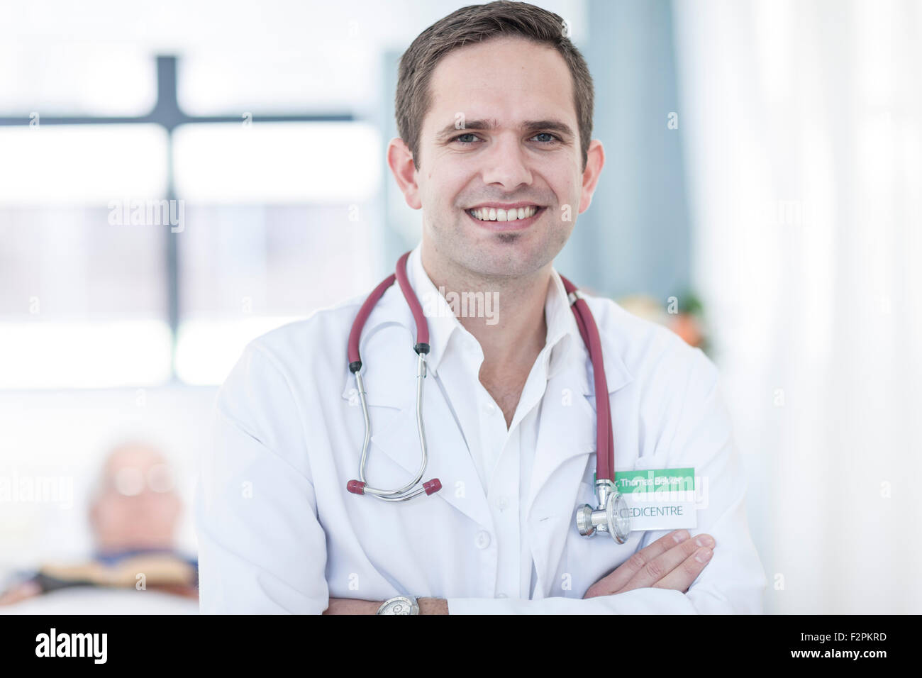 Portrait of confident doctor Stock Photo - Alamy