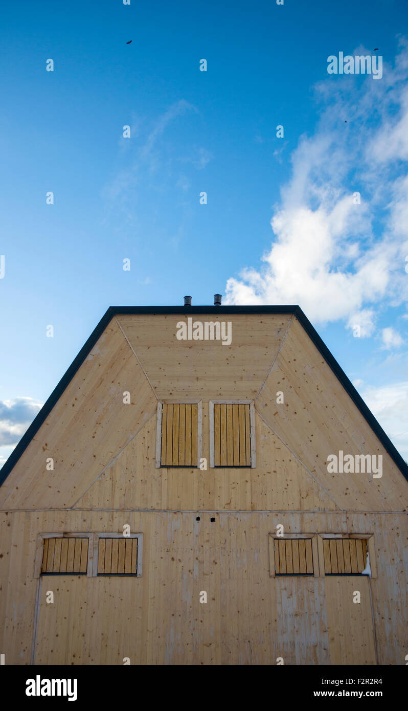 Wooden mansion hi-res stock photography and images - Alamy