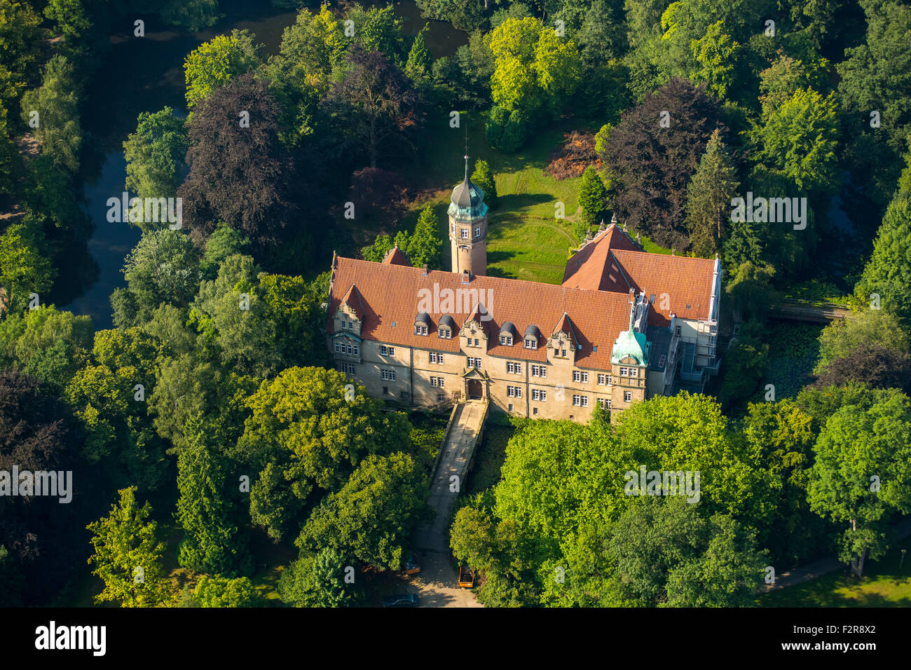 Wasserschloss Uhlenburg, moated castle, Löhne, North Rhine-Westphalia, Germany Stock Photo