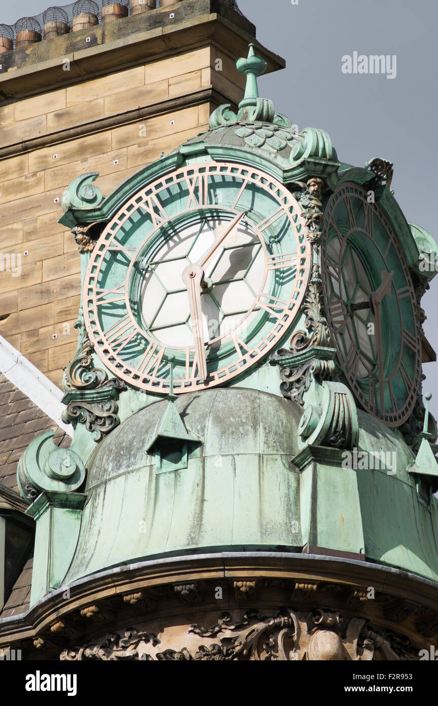 Roman numerals building hires stock photography and images Alamy