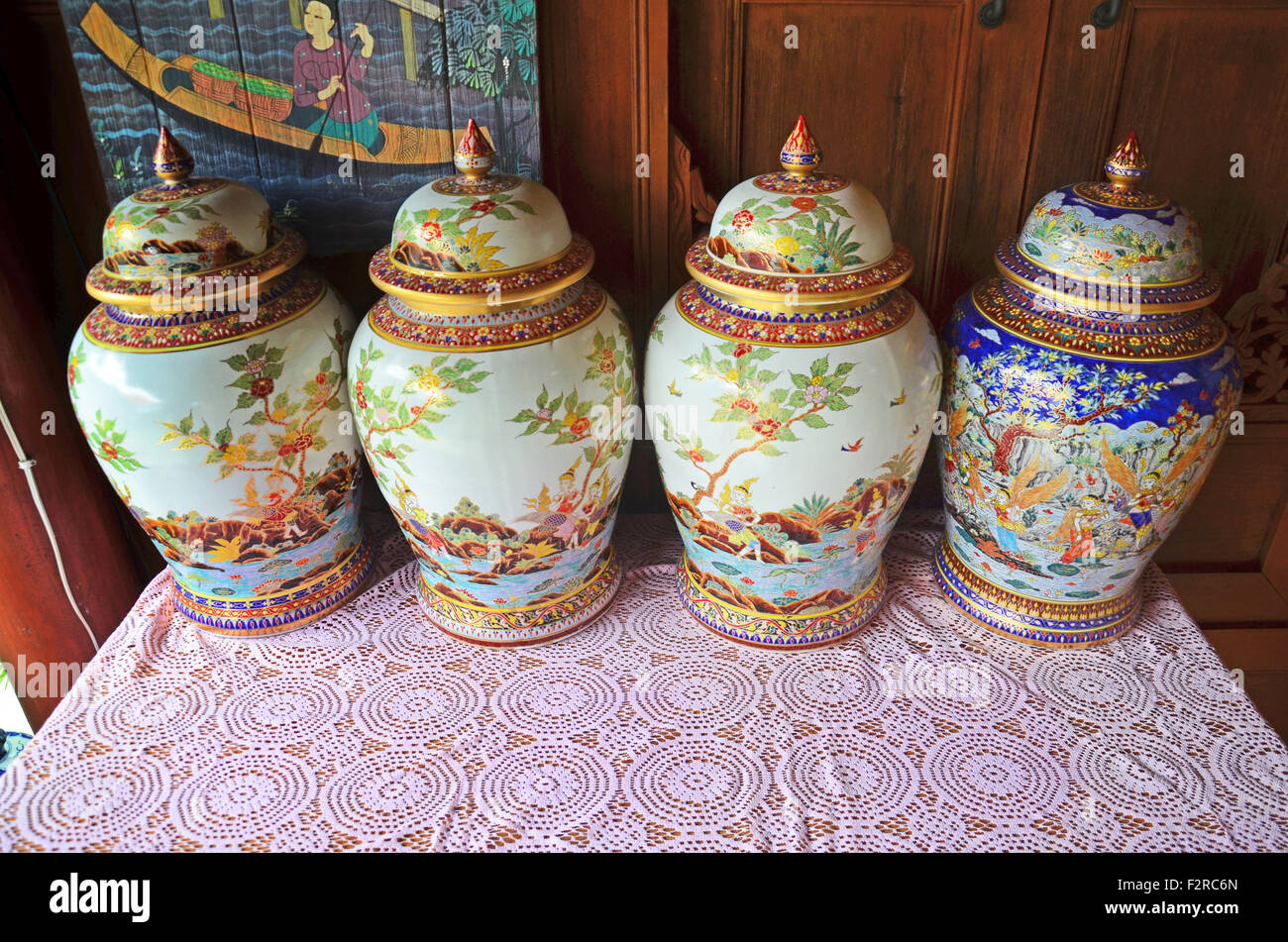benjarong pottery