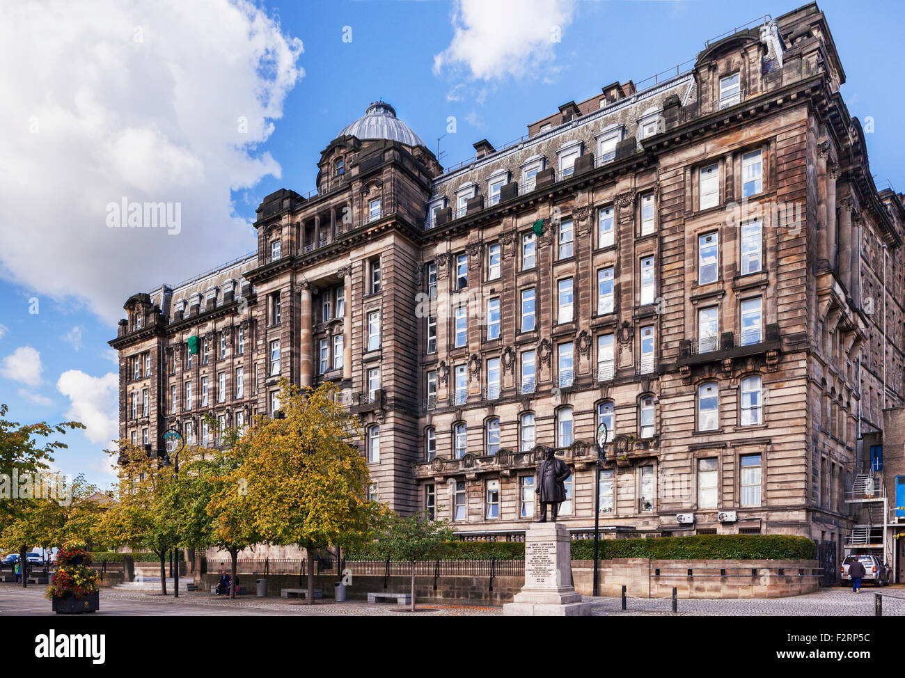 The Medical Block, dating from 1914, of Glasgow Royal Infirmary. Stock Photo