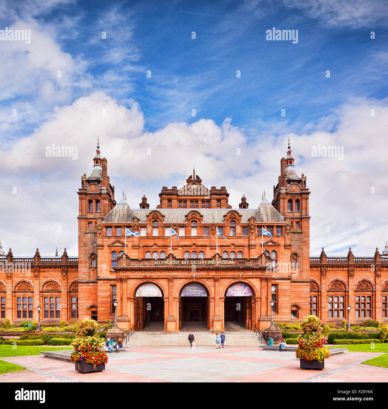 Kelvingrove Art Gallery and Museum, in the West End of Glasgow. It is said to be the most popular free-to-enter attraction in Sc Stock Photo