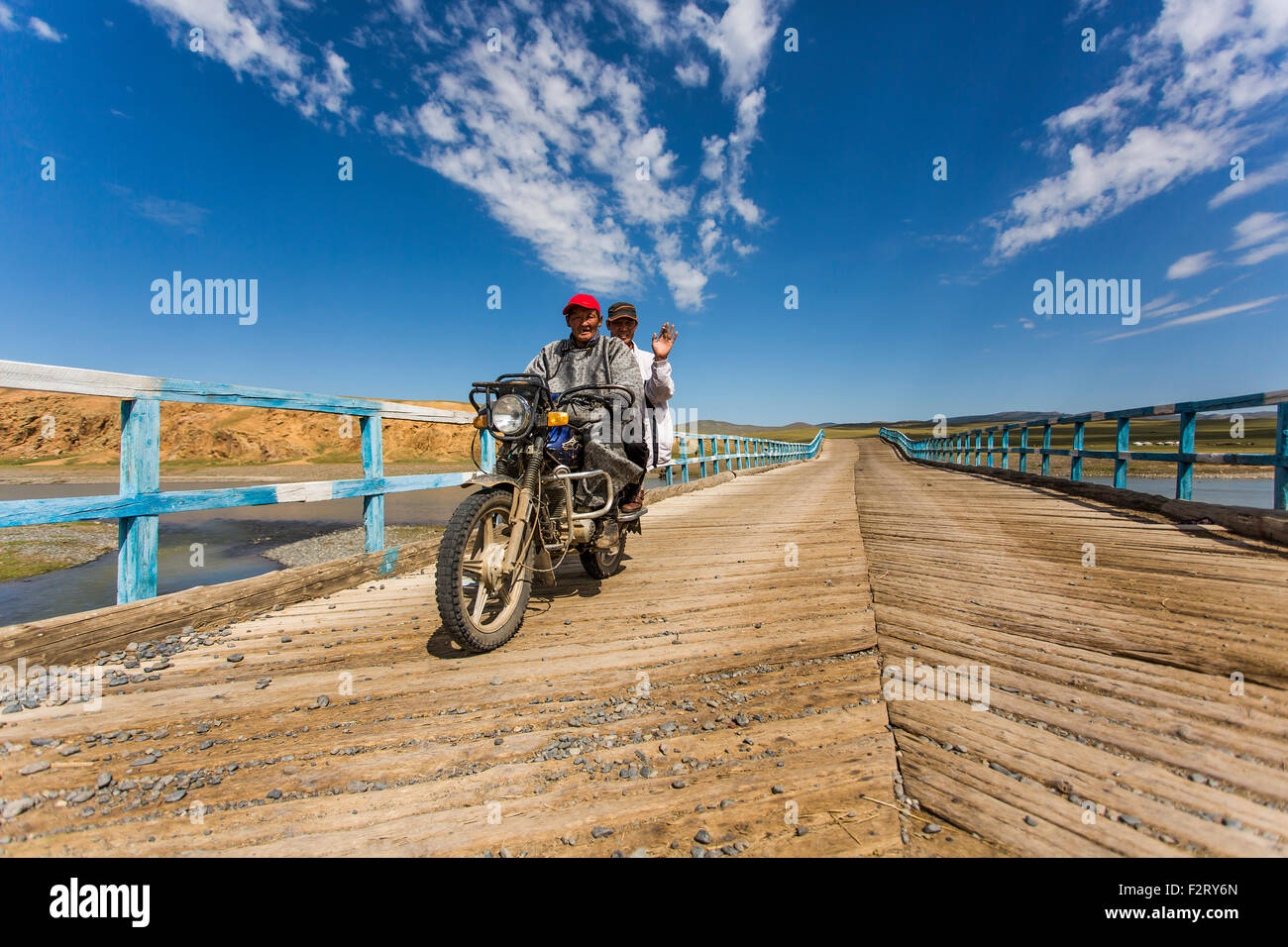 Mongolian nomads hi-res stock photography and images - Alamy