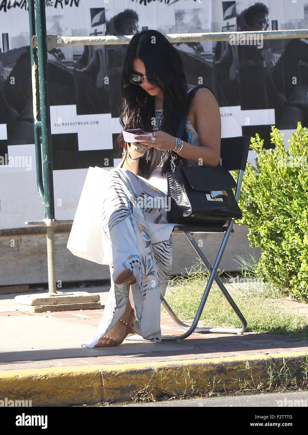 large black round sunglasses