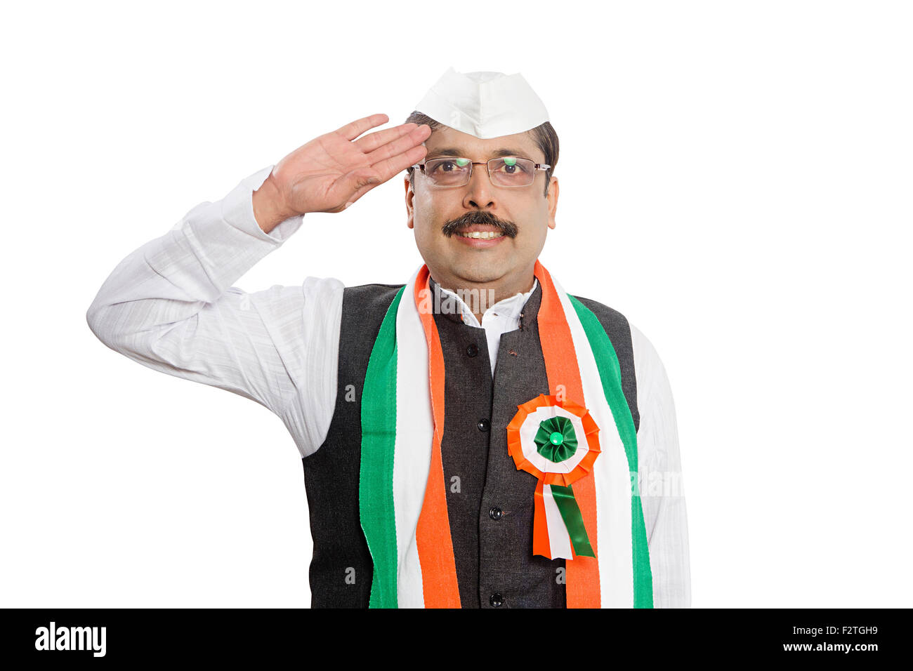1-indian-adult-man-politician-politician-salute-F2TGH9.jpg