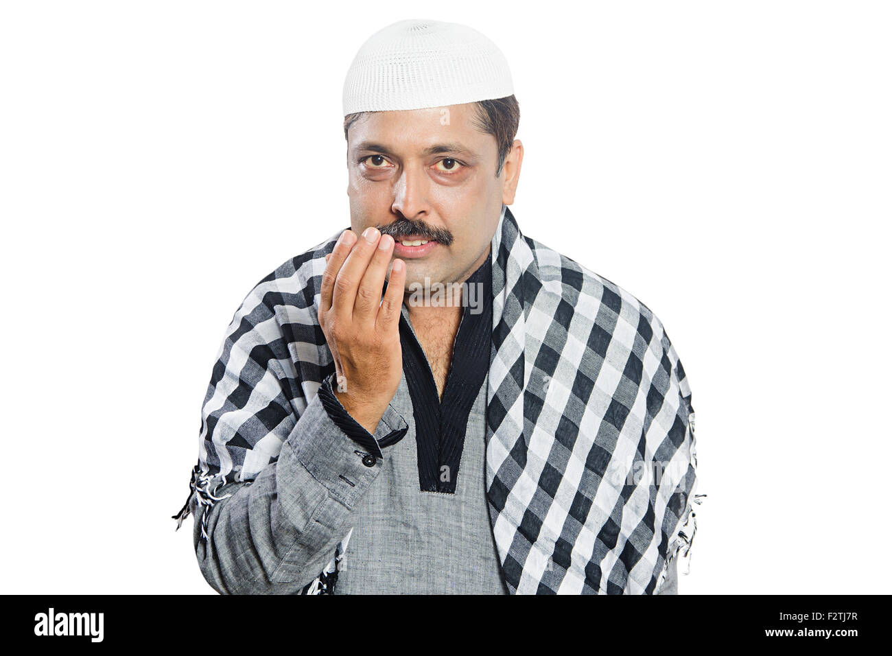 1 Indian Adult Man Muslim Aadab Stock Photo Alamy https www alamy com stock photo 1 indian adult man muslim aadab 87822331 html