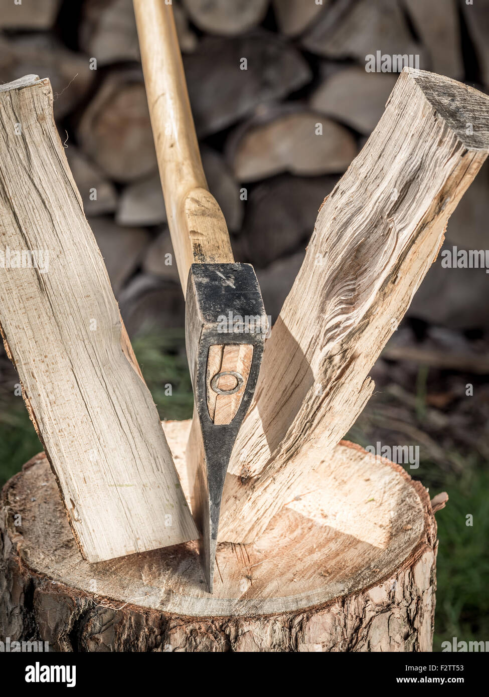 Log splitting platform deals