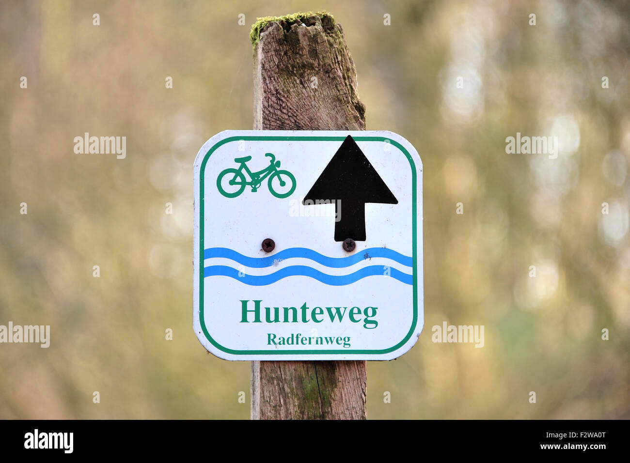 09.05.2015, Sandkrug, Lower Saxony, Germany - Roadmap for the Radfernweg Hunteweg. 0HD150509D043CAROEX.JPG - NOT for SALE in G Stock Photo