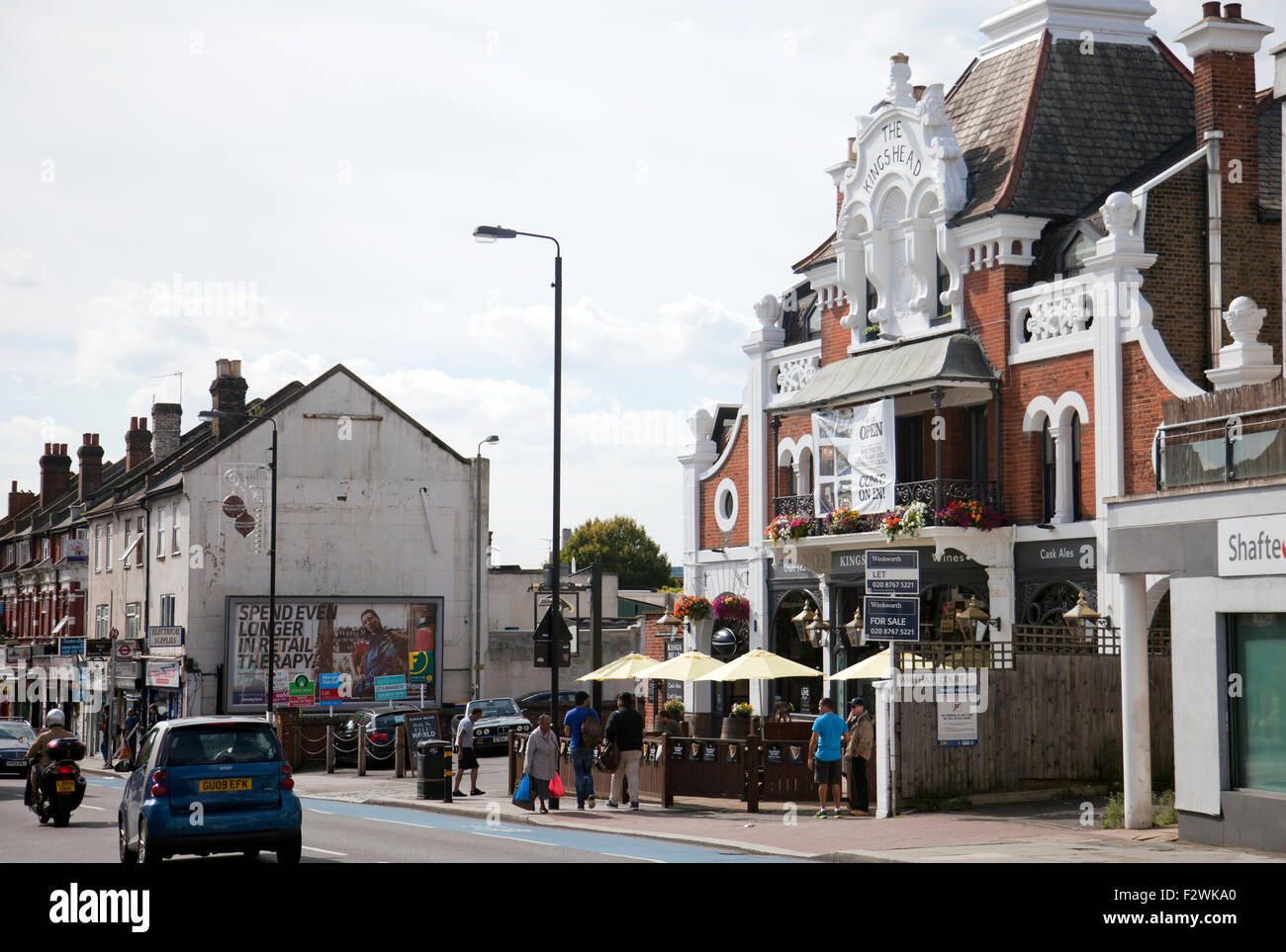 Tooting High Street High Resolution Stock Photography and Images - Alamy