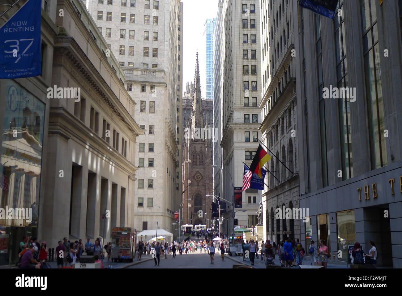 Wall Street And Trinity Church At Lower Manhattan Stock Photo Alamy