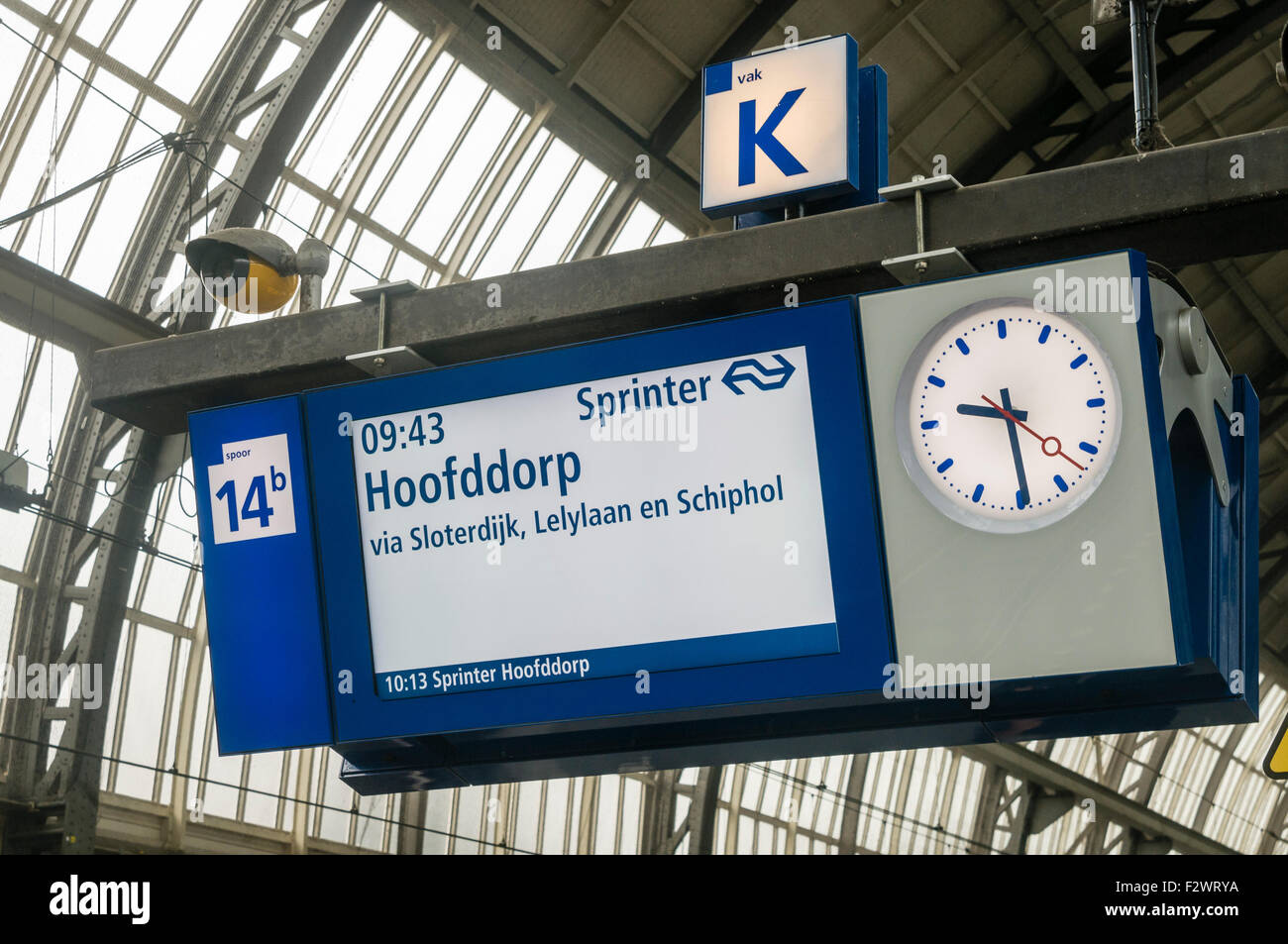 Central station dutch railways hi-res stock photography and images - Alamy