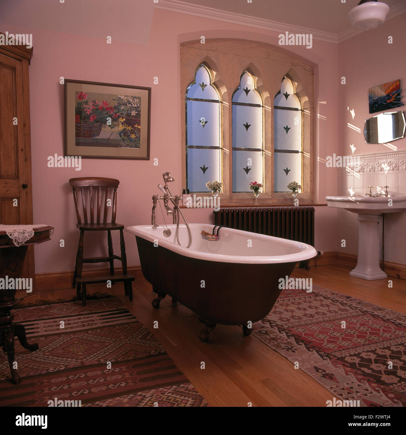 Country Style Bathrooms High Resolution Stock Photography and Images - Alamy
