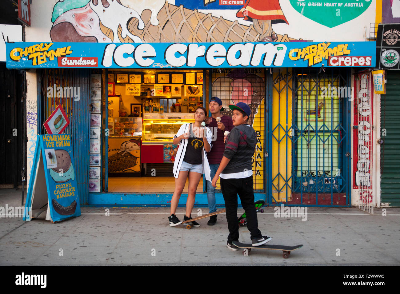 Ice Cream shop, Venice Beach, Los Angeles, California Stock Photo Alamy