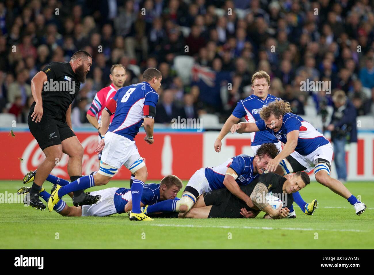 Olympic Stadium, London, UK. 24th Sep, 2015. Rugby World Cup. New Zealand versus Namibia. New Zealand All Black centre Sonny Bill Williams with the ball. © Action Plus Sports/Alamy Live News Stock Photo