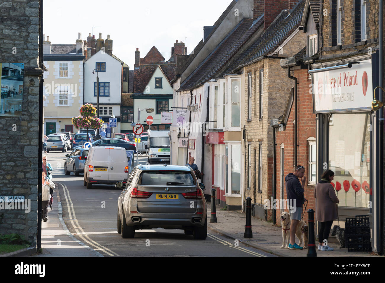 Heavy traffic heading into Market Square, Bicester, Oxfordshire, England, United Kingdom Stock Photo