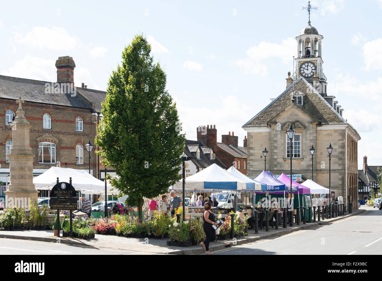 War Memorial and Town Hall, Market Place, Brackley