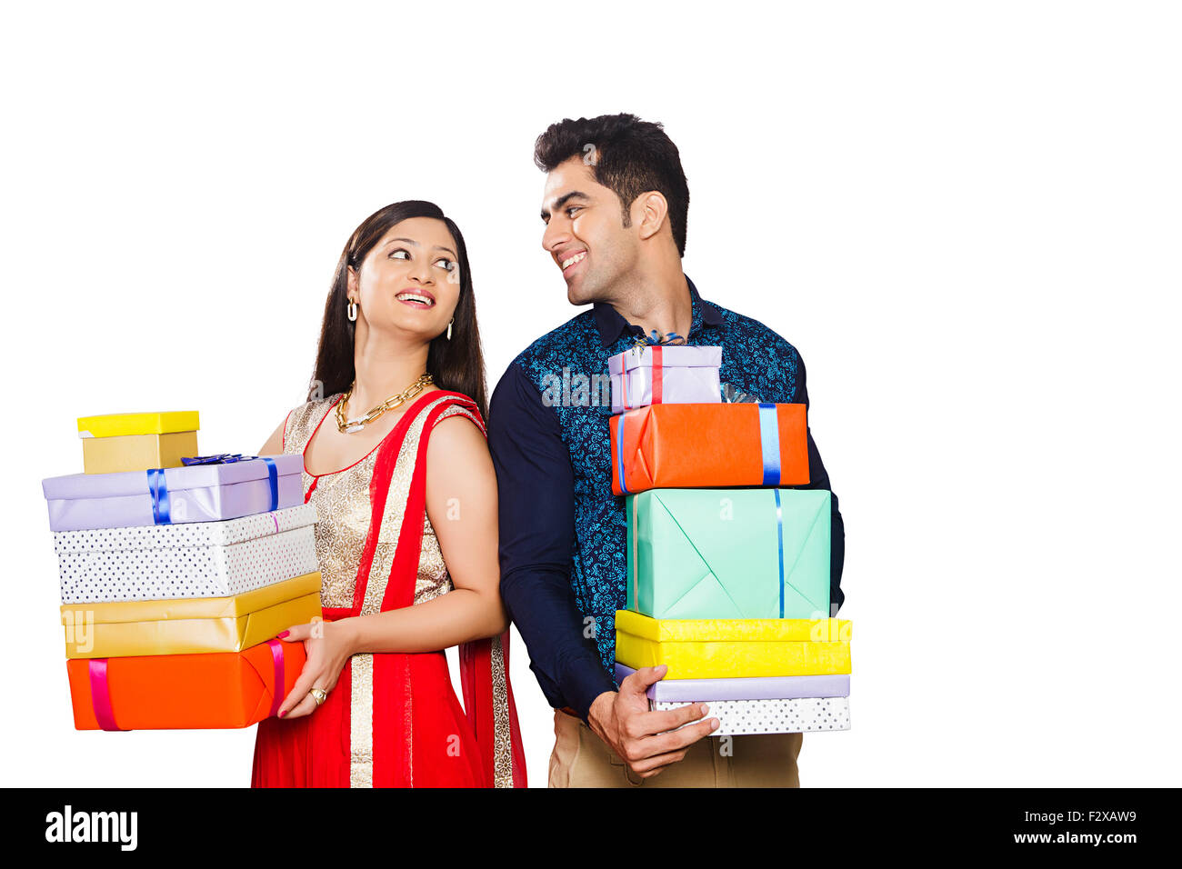 2 indian Married Couple Diwali Festival Gift shopping Stock Photo - Alamy