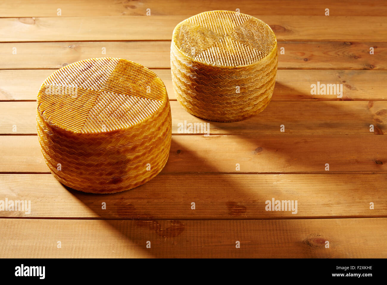 Spanish manchego cheese white hi-res stock photography and images - Alamy