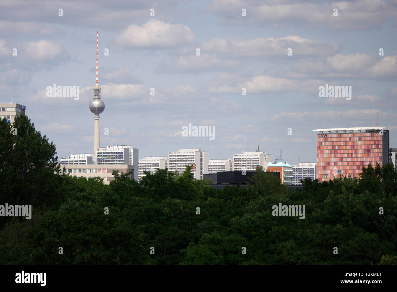 Fernsehturm, GSW Hochhaus - Skyline, Berlin-Kreuzberg. Stock Photo
