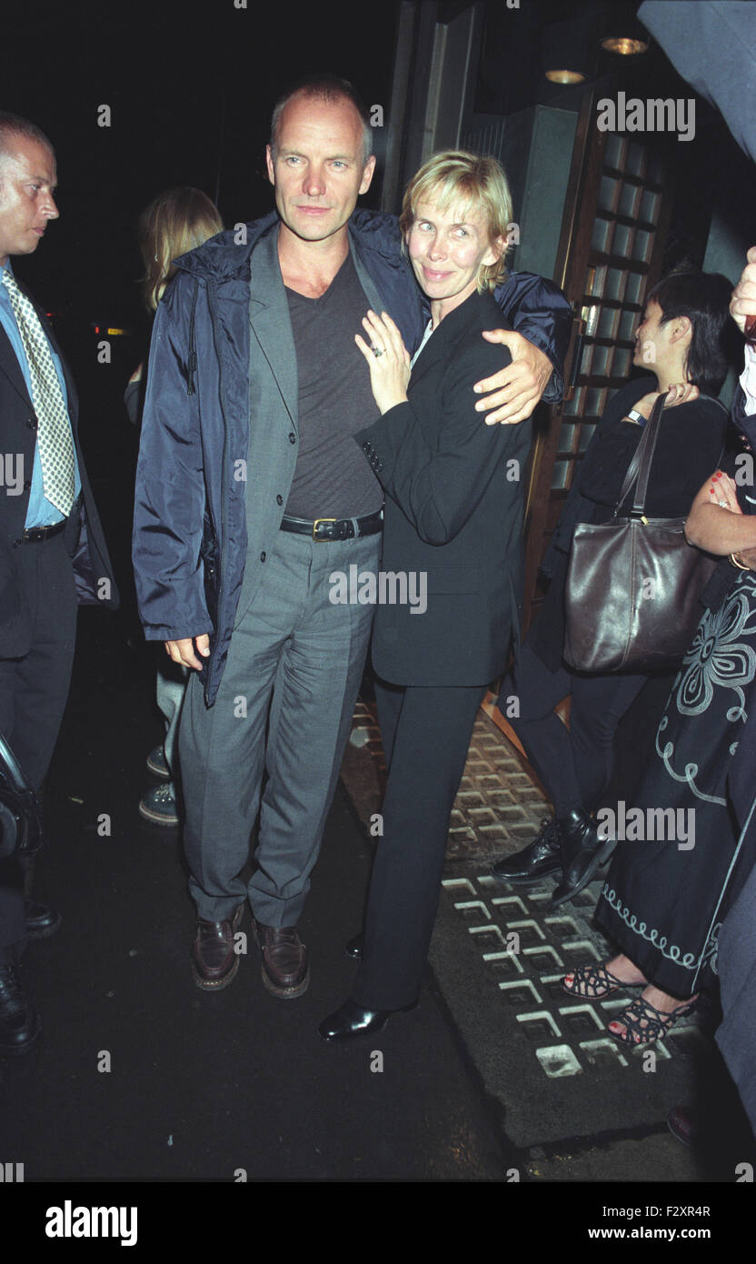 Sting and Wife Trudie Styler London  ivy,2.9.98  (credit image©Jack Ludlam) Stock Photo