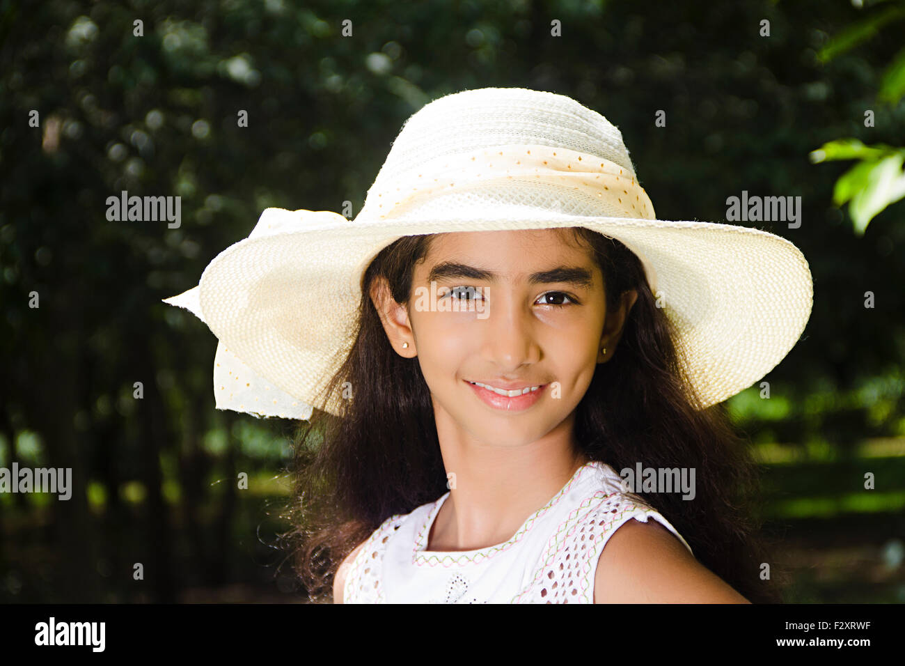 Casual Attire; Casual Clothes; Childhood; Cowboy Hats; Creative Ideas; Focus On Foregrounds; Head and Shoulder; Head and Shoulders; Self Assured; Self Confidence; Self Confident;Asia; Asian; Asians; India; Indian; Indians Stock Photo
