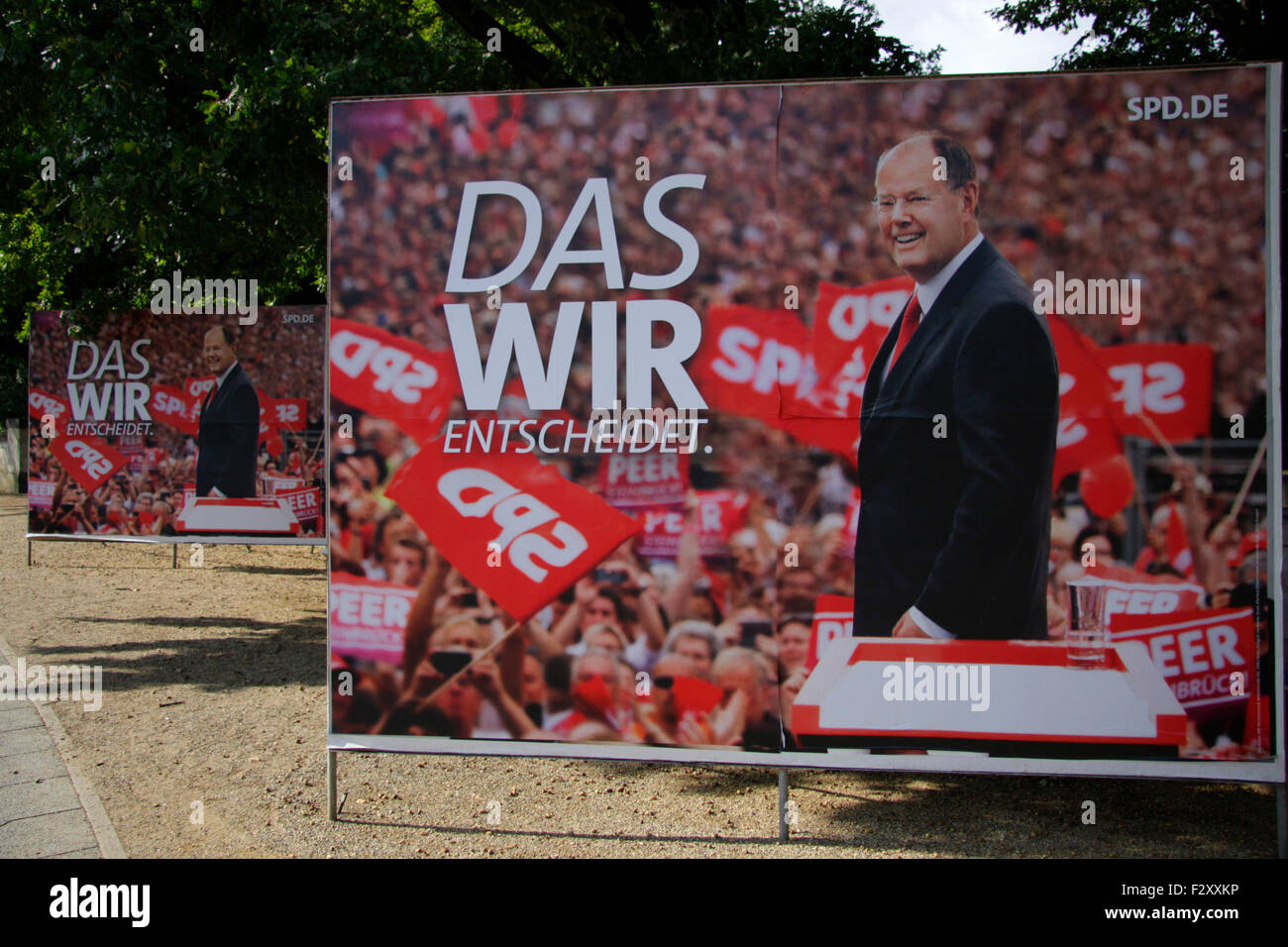 Wahlplakate zur Bundestagswahl 2013: SPD mit Peer Steinbrueck, 13. September 2013, Grosser Stern, Berlin-Tiergarten. Stock Photo