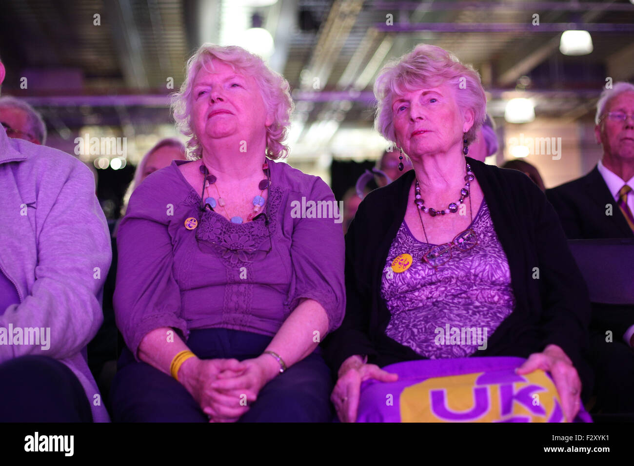 Doncaster, South Yorkshire, UK. 25th September, 2015. Supporters listen to guest speakers at the UKIP National Conference in Doncaster South Yorkshire, UK. 25th September 2015. The party's annual conference was the stage for the unveiling of a new campaign force called 'Leave EU'. Consisting of pressure groups and think tanks with thousands of activists between them it will aim to end the UK’s ties with Brussels.  Ian Hinchliffe / /Alamy Live News Stock Photo