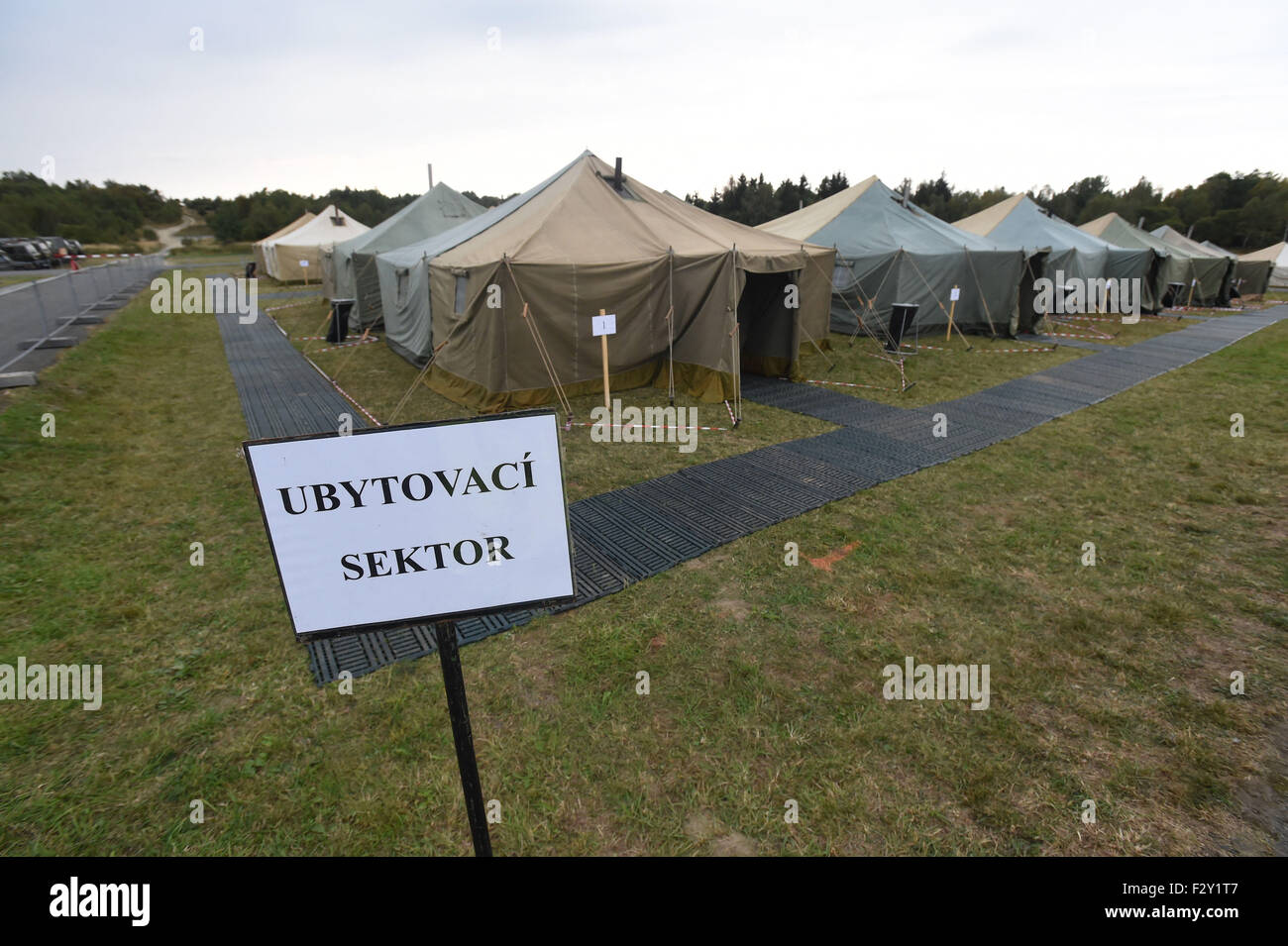 Libava, Czech Republic. 25th Sep, 2015. Humanitarian camp in the ...