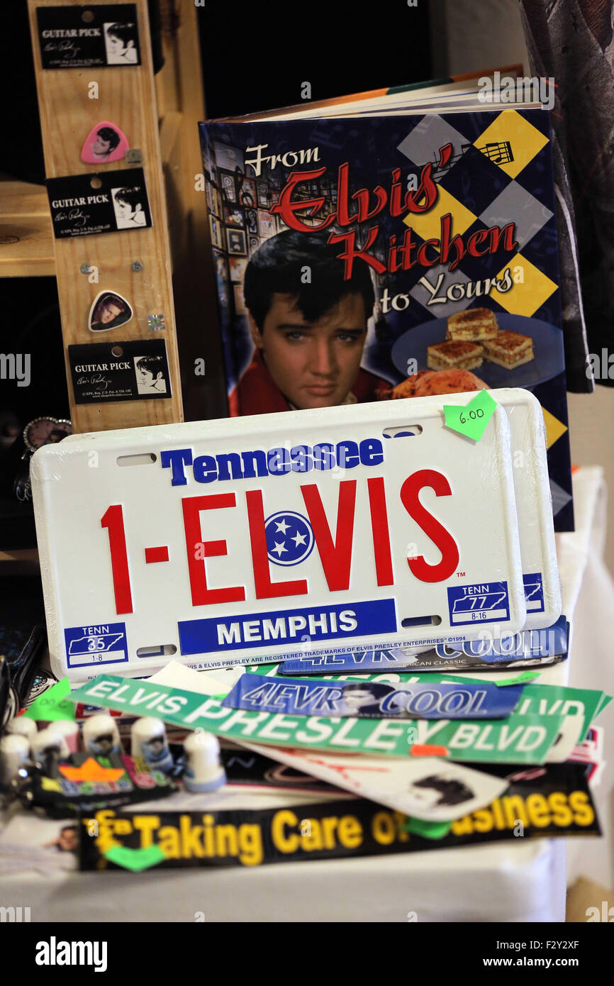 Elvis memorabilia hires stock photography and images Alamy