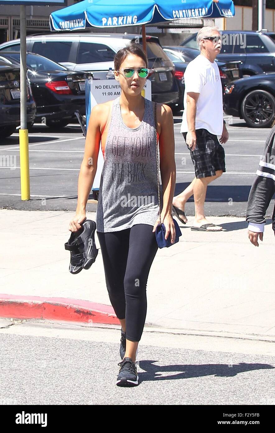 Jessica Alba Workout Clothes