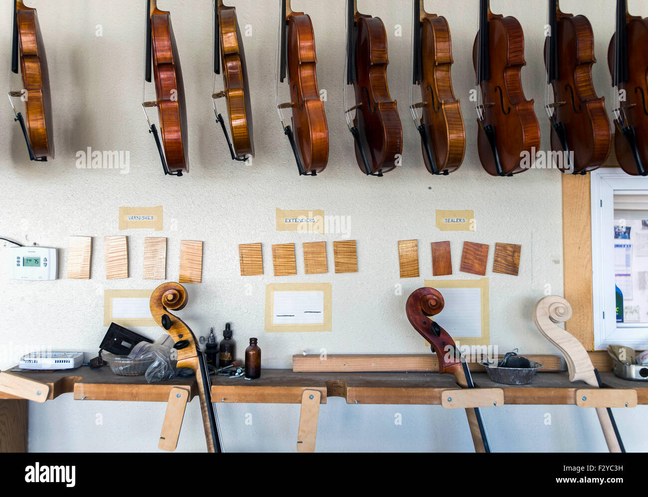 Guarneri violin hires stock photography and images Alamy
