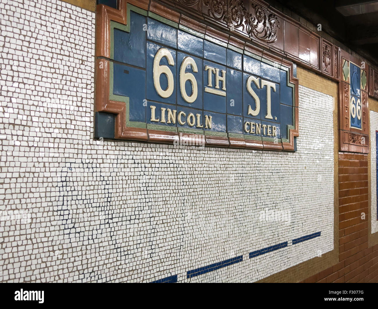 66th St. - Lincoln Center Subway Station Platform, NYC, USA Stock Photo