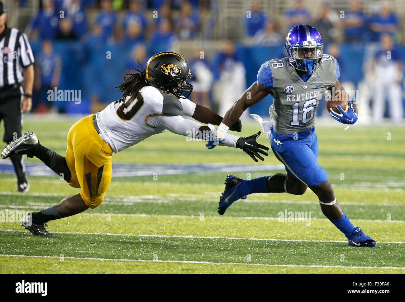 Lexington, KY, USA. 26th Sep, 2015. Missouri Tigers linebacker Clarence