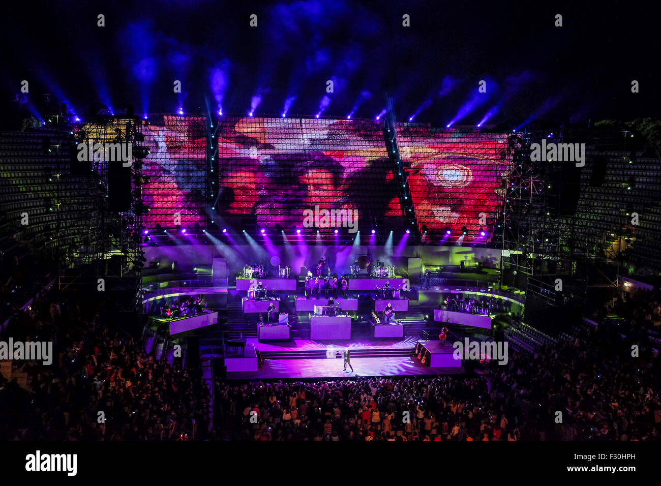 Rome, Italy. 25th Sep, 2015. Concert of Gianni Morandi e Claudio Baglioni at the tennis stadium of Rome, 'Capitani Coraggiosi' (Brave Captains) concert Credit:  Realy Easy Star/Alamy Live News Stock Photo
