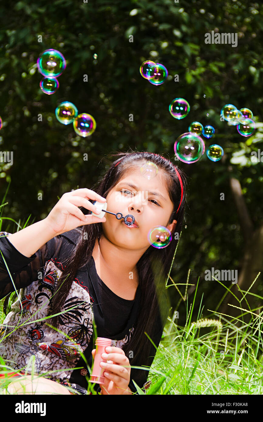 Half soap bubble hi-res stock photography and images - Alamy
