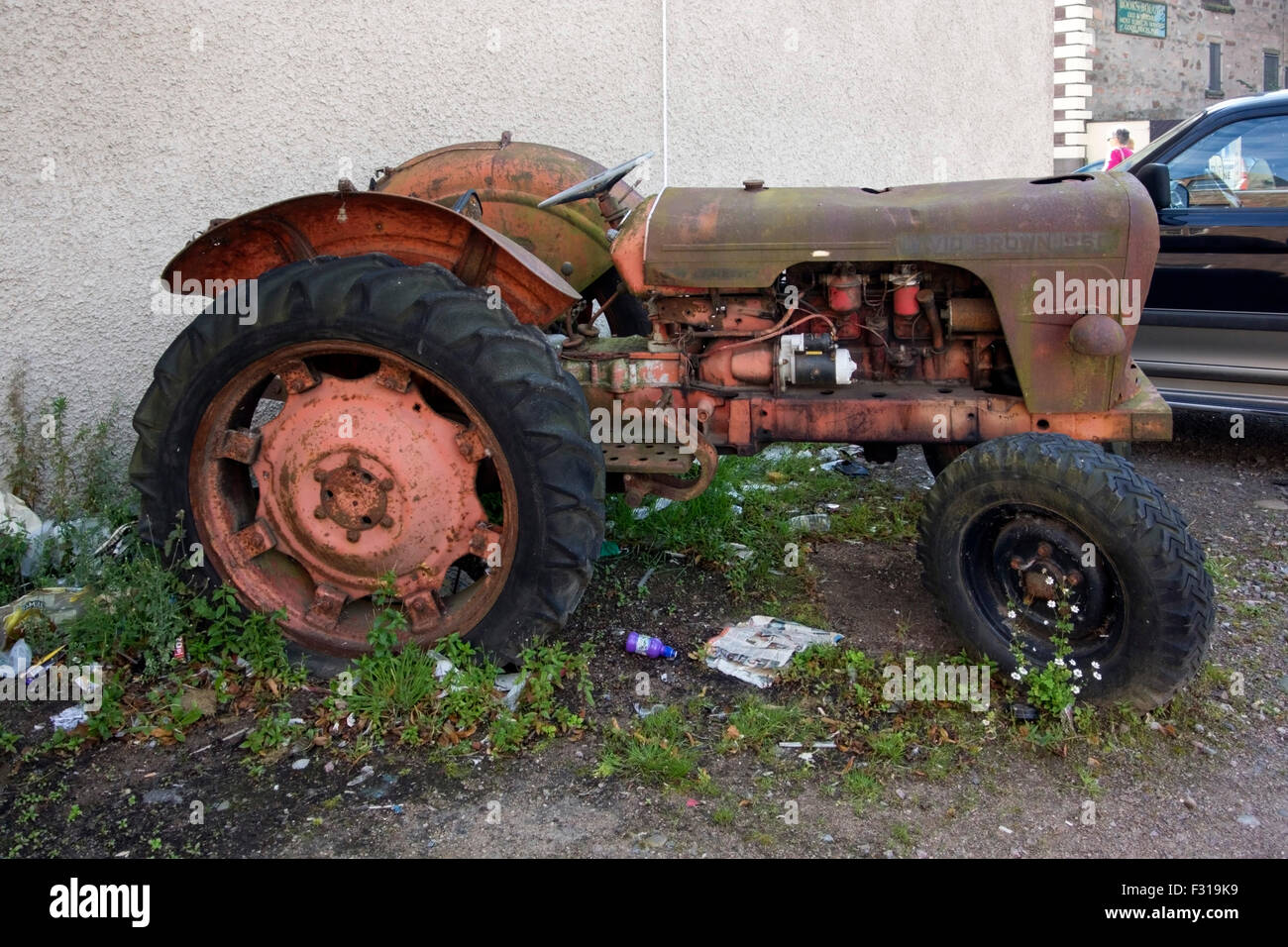 Dilapidated 1960's David Brown 950 Model Tractor - Stock Image